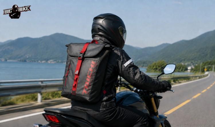 Balo Taichi phù hợp cho nhu cầu đi phố, đi làm và các chuyến moto tour ngắn