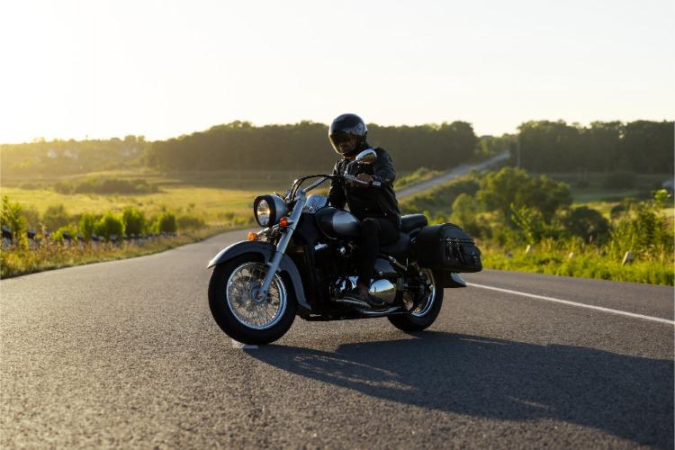 Hướng dẫn cách chăm sóc xe moto chi tiết